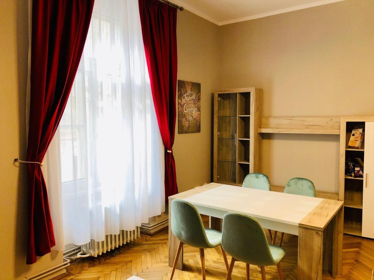 Ultra-Central Apartment Just In Union Squere Timişoara Exterior foto