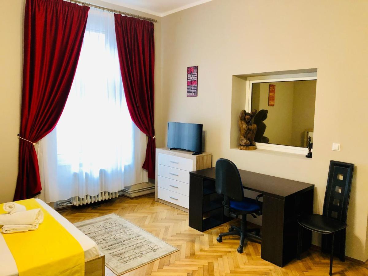 Ultra-Central Apartment Just In Union Squere Timişoara Exterior foto