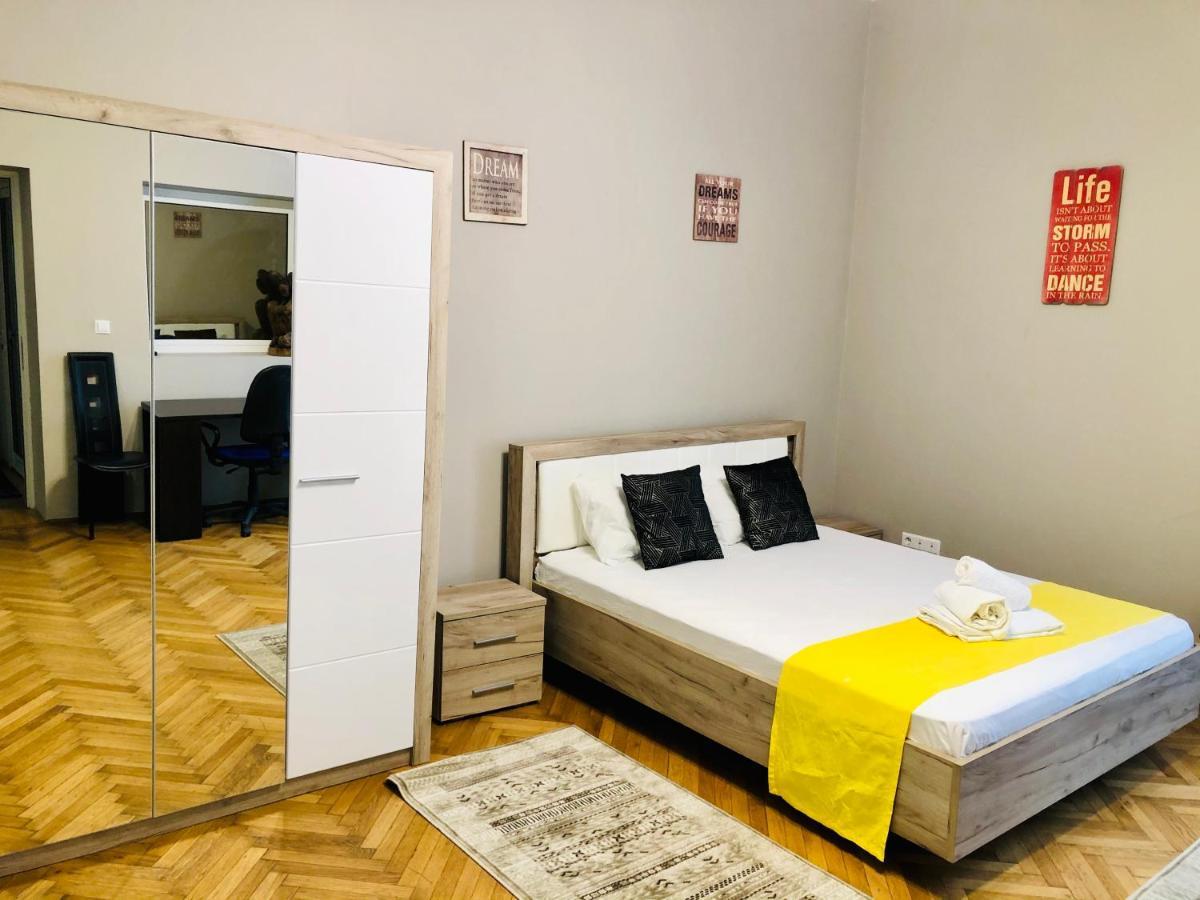 Ultra-Central Apartment Just In Union Squere Timişoara Exterior foto