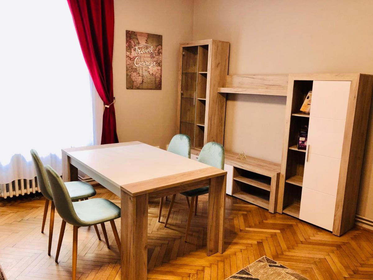 Ultra-Central Apartment Just In Union Squere Timişoara Exterior foto