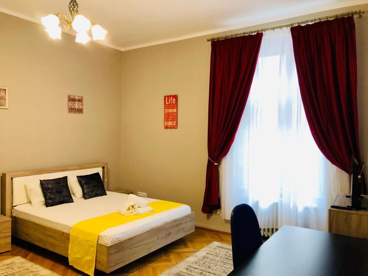 Ultra-Central Apartment Just In Union Squere Timişoara Exterior foto